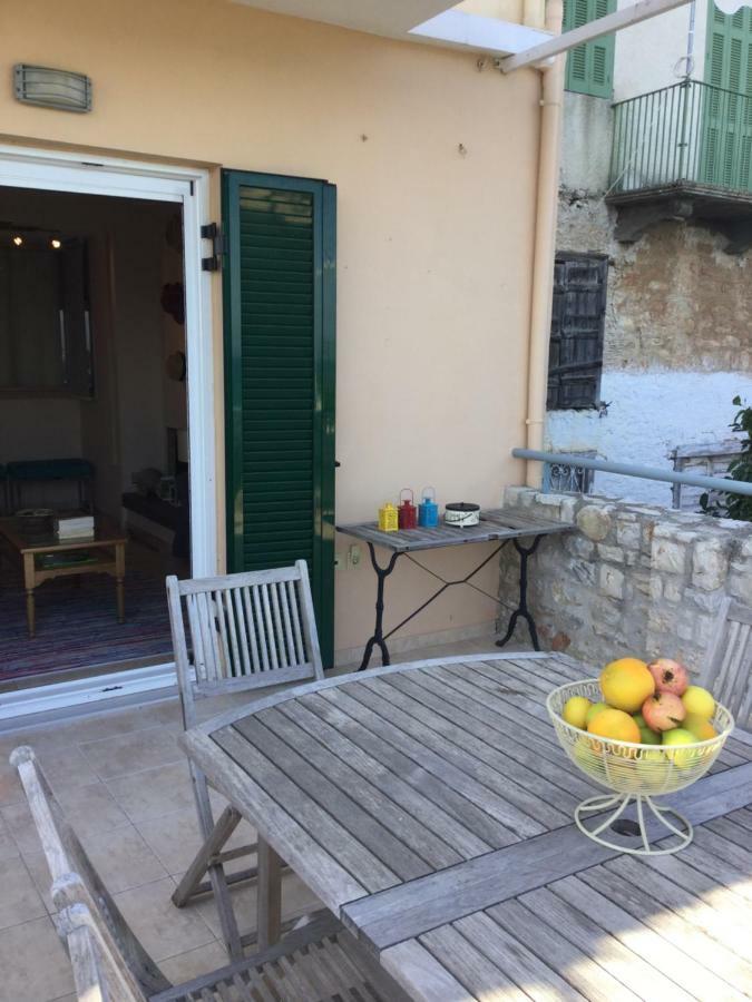Seafront Apartment Ιι In Kiveri, Near Nafplion. Extérieur photo